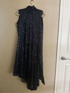 Sleeveless Navy Sequin High-Neck Evening Dress